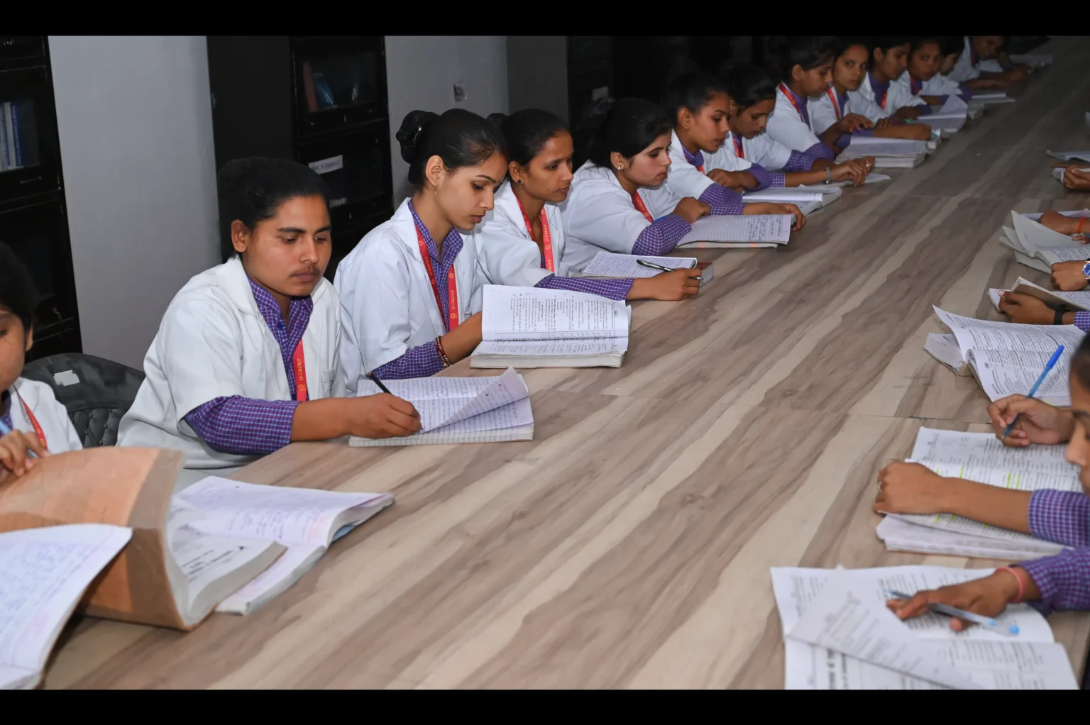 Shri Babu Singh Jai Singh Ayurvedic College Bareilly Library