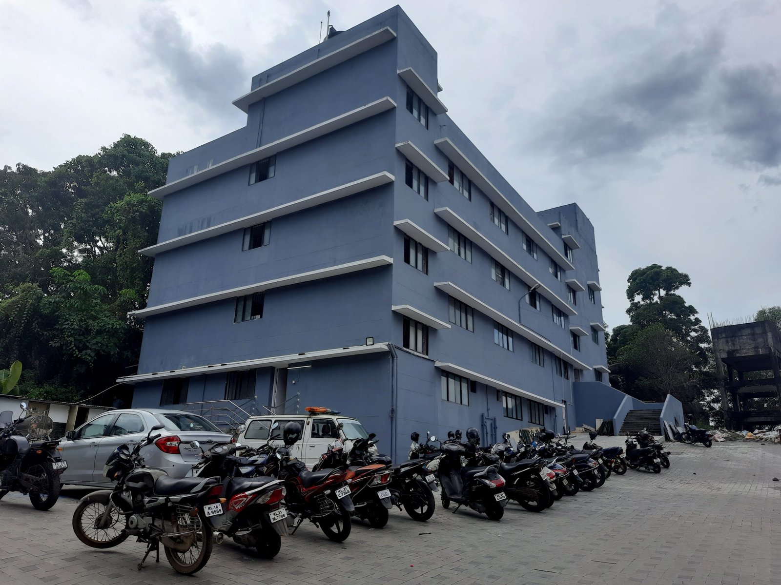 Sree Uthradom Thiurnal Academy of Medical Sciences Trivandrum Hostel